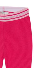 Leggings roses à côtes avec une taille texturée contrastante, présentant deux rayures roses et des accents brillants.
