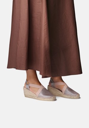 TRITON - Pumps m/ kilehæl - light pink