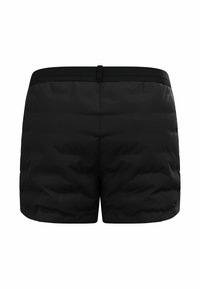 Shorts noirs en duvet avec une texture matelassée, taille élastique et sans marque visible ; conçus pour la chaleur et le confort.