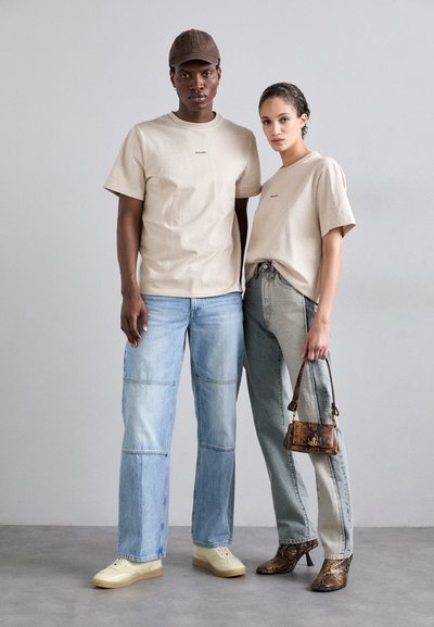 Holzweiler LIVE TEE UNISEX - Základné tričko - ecru