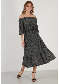 LELA Slim Fit - Dnevna haljina - black