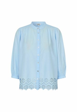 Hele sinine nööpidega särk, millel on püsti krae, lahtised pikad varrukad ja lilleline lõikega hem. Valmistatud pehmest puuvillamaterjalist.