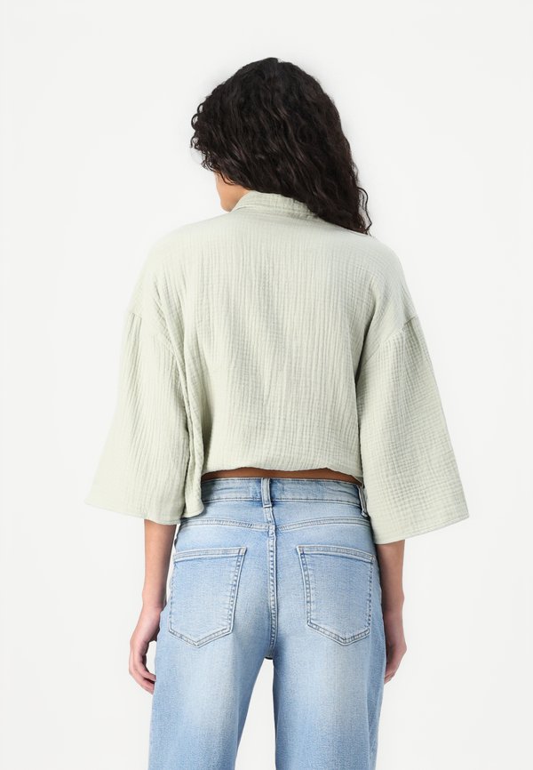 JDYTHEIS LIFE 3/4 - Button-down blouse - desert sage3