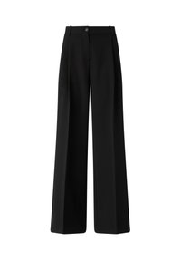Zwarte wijde broek met een vlakke voorkant, enkele knoopsluiting, riemlussen en een gladde stoftextuur. Geen zichtbare patronen of versieringen.