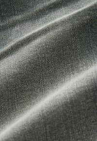 Next REGULAR FIT - Farmer rövidnadrágok - grey