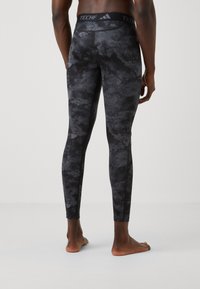 adidas Performance TECHFIT - Retuusid - black