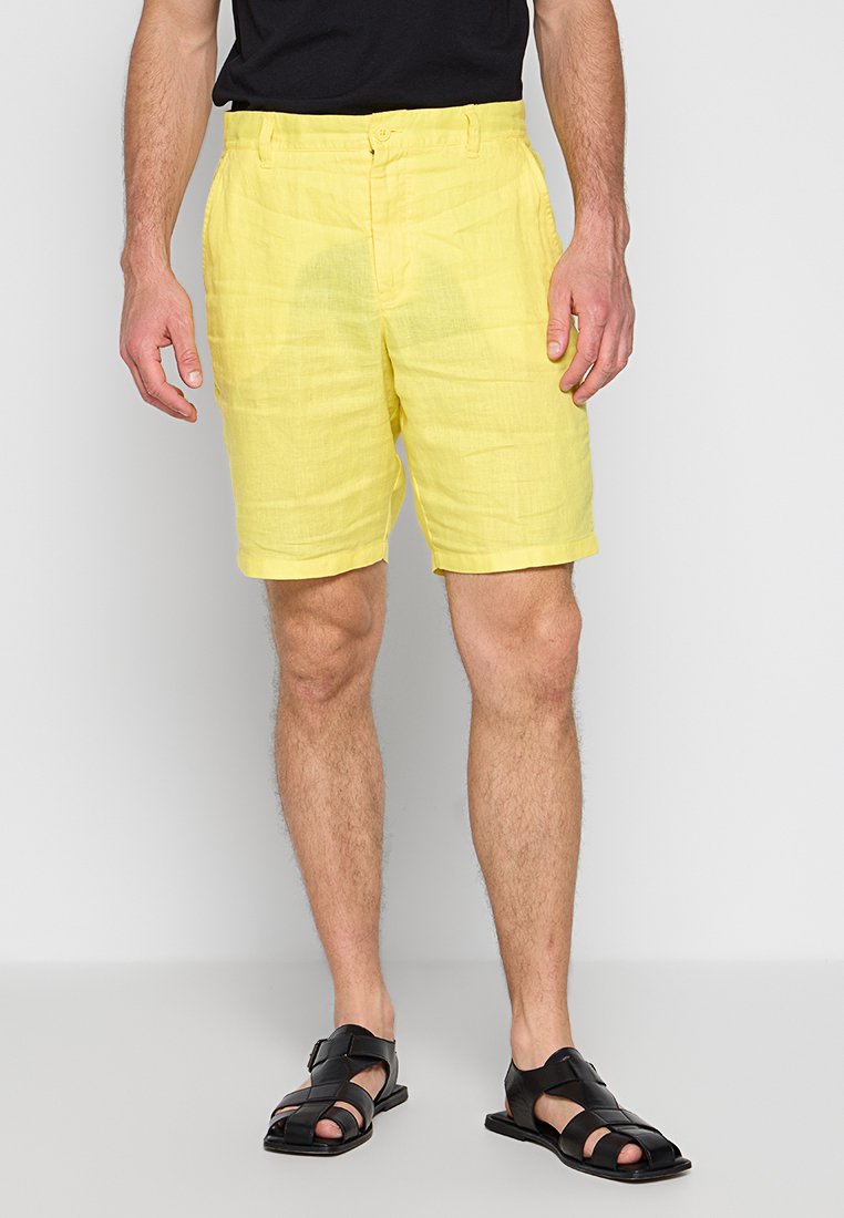 United Colors of Benetton Shorts geel United Colors of Benetton Shorts geel