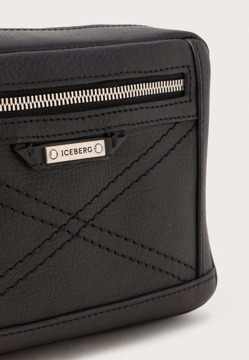 Ice Bag – Borsa Raffredda Bottiglia "Cherry Red" – Coltelleria Gianola - Foto 4