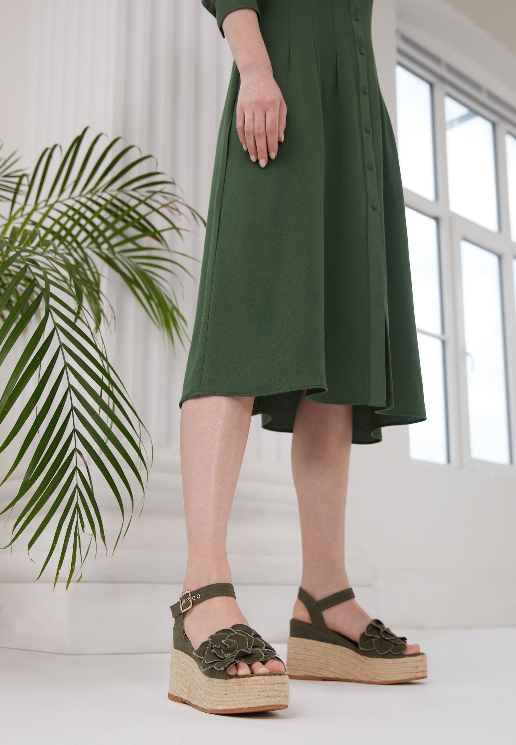 eli sport sandals