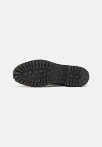 Samsøe Samsøe SAKARL SHOES - Kasdieniai suvarstomi batai - black
