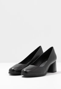 Geox Klasické lodičky - black