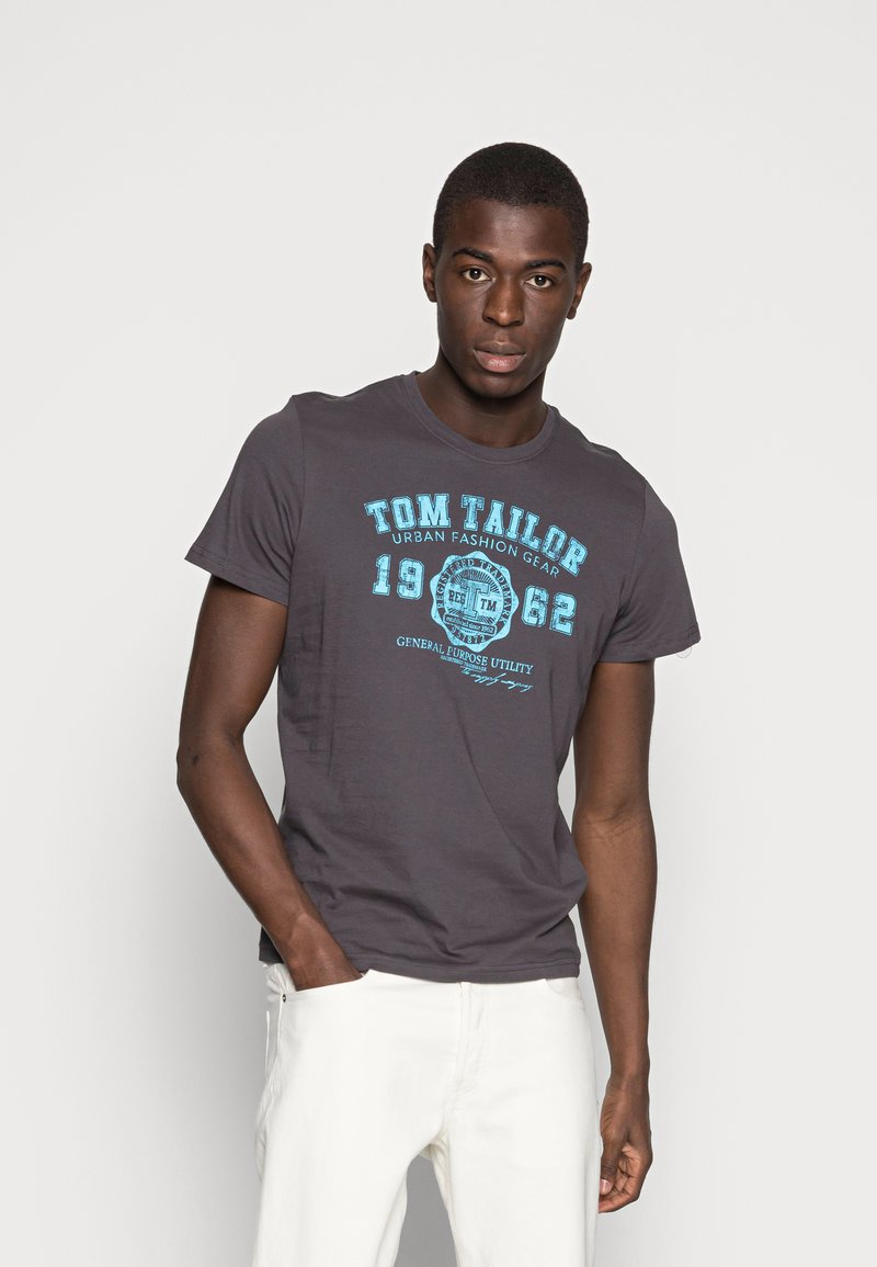 TOM TAILOR LOGO  - T-shirt print - tarmac grey