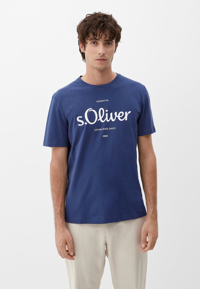 s.Oliver - LOGO - T-shirt con stampa - blue placed print, Ingrandire