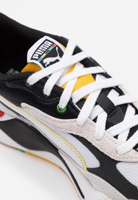 Puma Tenisky - white