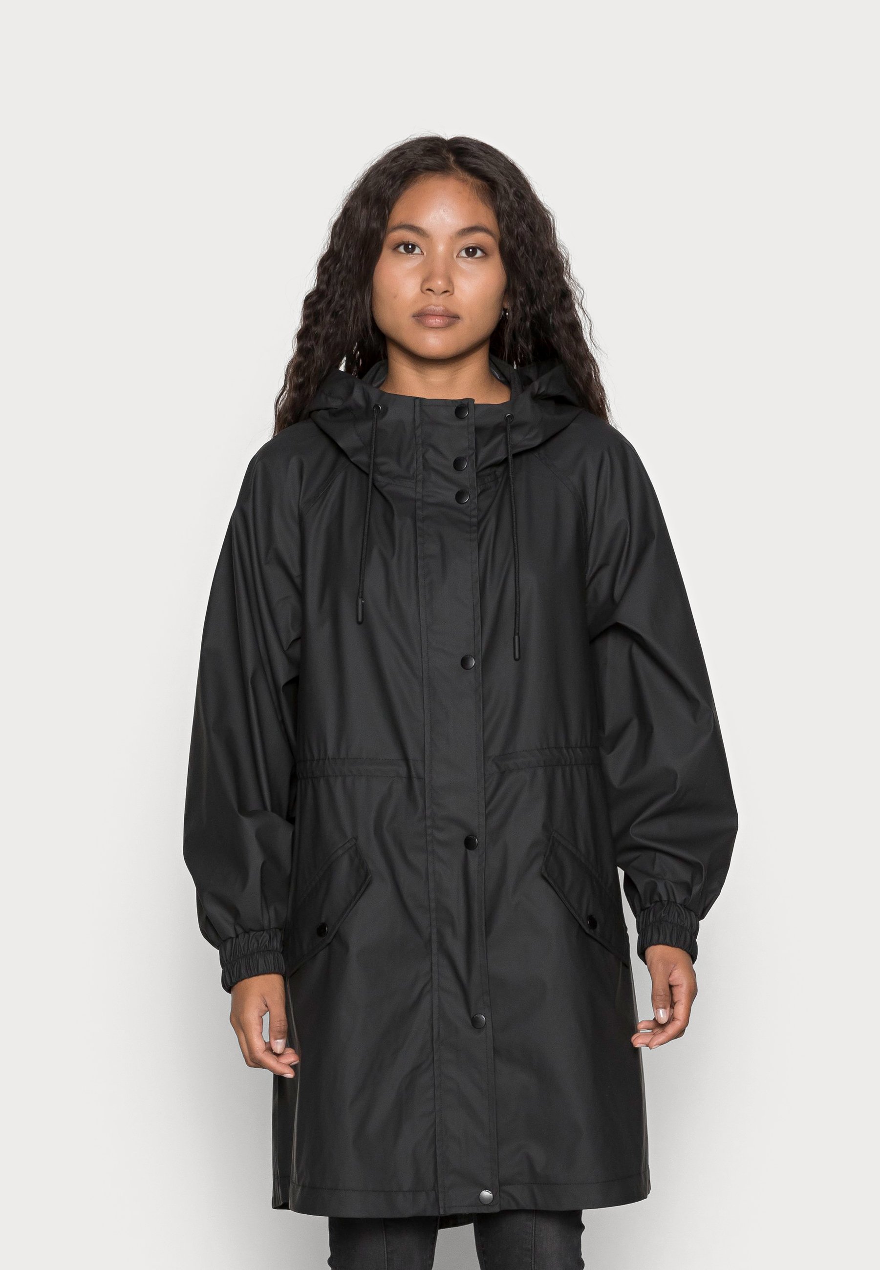 hoe heet een trui met een hoge kraag