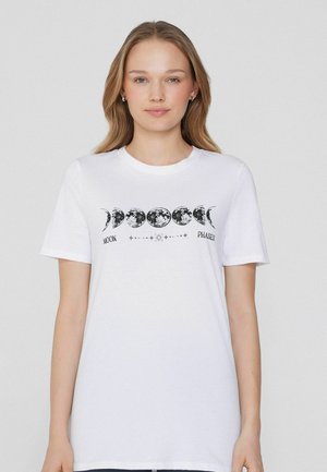 T-shirt en coton blanc avec une impression graphique des phases de la lune en noir. Encolure ronde, manches courtes, coupe décontractée et texture lisse.