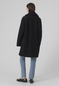 Vero Moda VMKYLIE - Ziemas mētelis - black