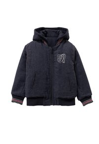 Donkergrijze hoodie met volledige rits, twee voorzakken, gestreepte boorden en geborduurd "91" logo op de borst.