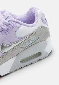 Nike Sportswear AIR MAX 90 UNISEX - Sapatilhas - white/metallic silver/violet frost/pure platinum