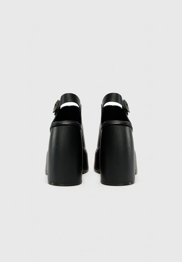 HEART 2 - Platform sandals3