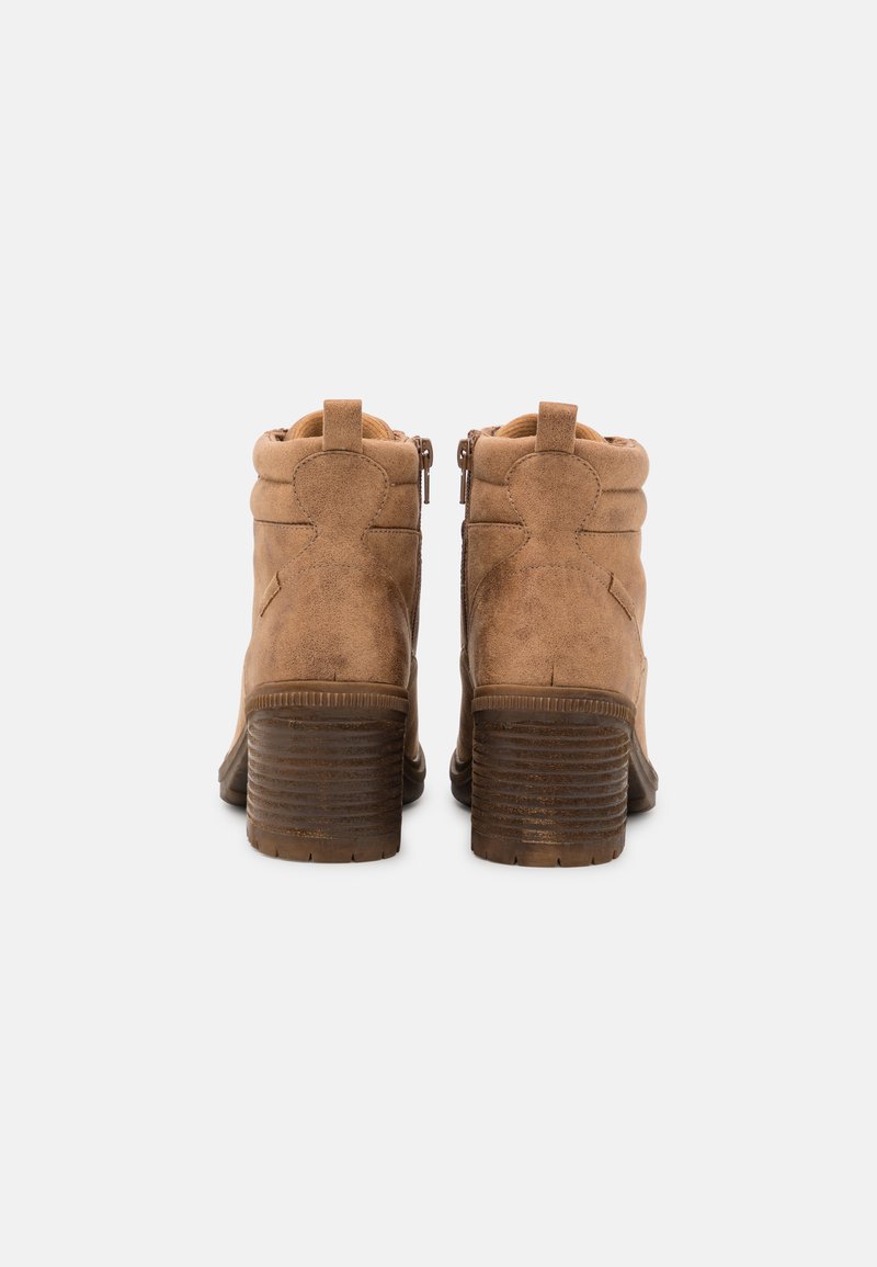 Damen Sneaker | Bullboxer Schnürstiefelette fawn/tan - JI52972 Damen Sneaker | Bullboxer Schnürstiefelette fawn/tan - JI52972