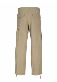 Khaki cargo bukser med en løs pasform, der har sidelommer, baglommer og justerbare snore i kanten. Robust stofstruktur.