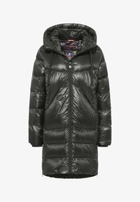 Unselected, darkolivecreamfur