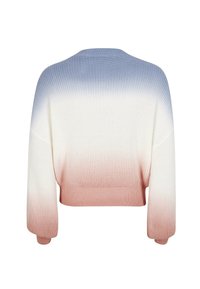 Sweter dziany z gradientowym wzorem przechodzącym od niebieskiego do białego, a następnie do delikatnego różu. Krótki fason, szerokie rękawy, textured materiał.