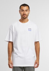 Mister Tee T-shirts med print - white