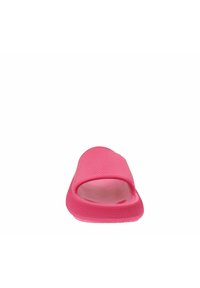 Chinelle rose avec un dessus texturé et un design à bout ouvert, offrant une semelle lisse pour le confort et la ventilation. Matériau léger.