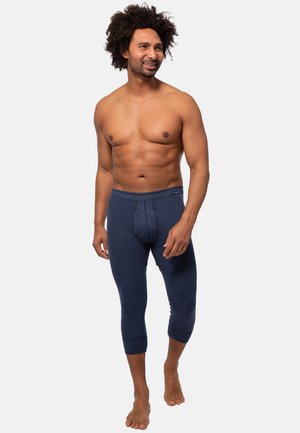 Heren thermoleggings in marineblauw, gemaakt van ribbelstof, met een aansluitend ontwerp en een elastische tailleband, met een cropped lengte tot de kuit.