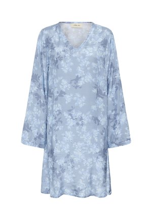 Blumenkleid in Hellblau mit V-Ausschnitt, langen Ärmeln und lockerem Schnitt. Es hat helle Blumenmuster in verschiedenen Blautönen.