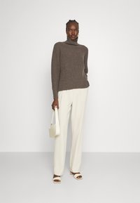 Libertine-Libertine TARGET - Neule - tobacco