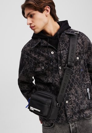 CROSSBODY - Geantă crossbody - black