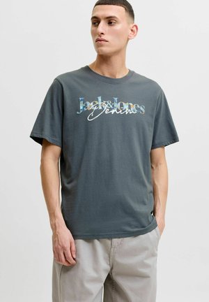 Jack & Jones, JJTOM TEE CREW NECK - T-shirt print - turbulence