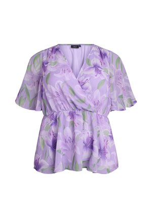 Lavendelkleurige bloemen wikkelblouse met korte fladdermouwen, getailleerde taille en zachte groene bladaccenten op lichtgewicht stof.