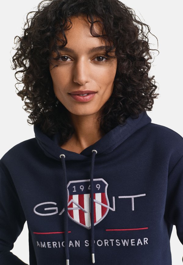 ARCHIVE SHIELD HOODIE - Sweatshirt - blau2