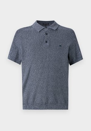 Kortærmet herre polo med et struktureret blåt mønster, tre knapper og et lille broderet logo på venstre bryst.
