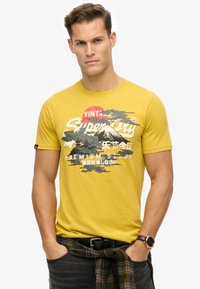 Unselected, oil yellow