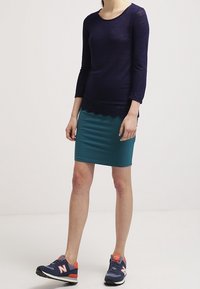 Dorothy Perkins Stickad tröja - dark blue