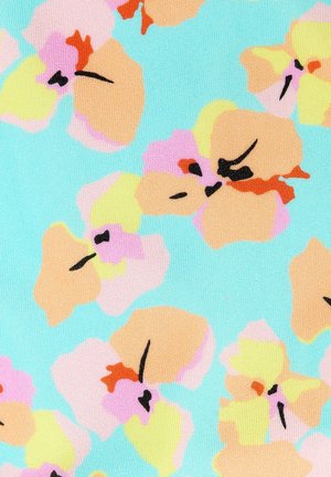 Motif floral abstrait avec des formes pêche, rose, jaune et noire sur un fond de tissu texturé bleu clair.