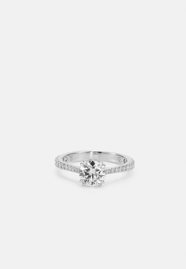 STILLA COCKTAIL ROUND CUT PAVÉ - Ring