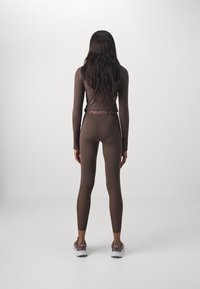 Nike Performance Leggings - baroque brown/white