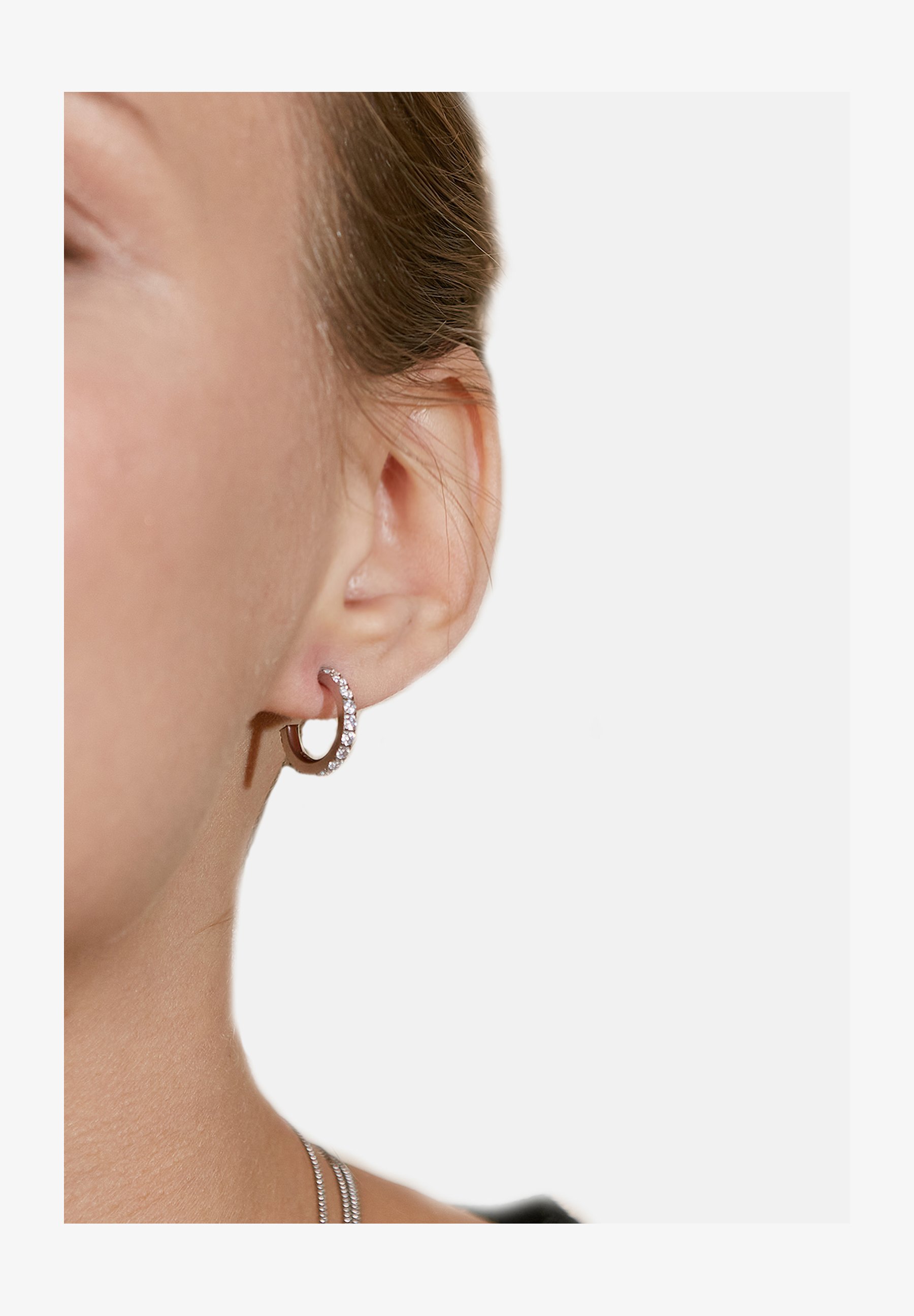 Orecchini A Cerchio Orphelia Con Zirconia Cubica - Acciaio Inossidabile, 1.5 Cm, Eleganti Donna