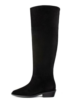 Czarne, sięgające do kolan botki z miękkiego zamszu, z okrągłym noskiem i niewielkim obcasem. Ich design jest elegancki, z minimalnymi akcentami.