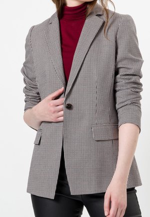 Blazer - red
