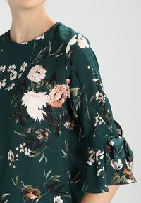 Dorothy Perkins Blus - green