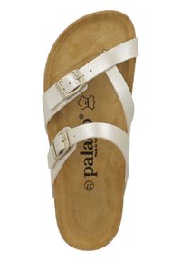 Vit konstläder sandaler med två justerbara spännen, konturerad brun fotsäng och en slät yta. Logotyp tryckt på innersulan.