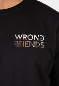 Wrong Friends RAMSEY - Camiseta estampada - black