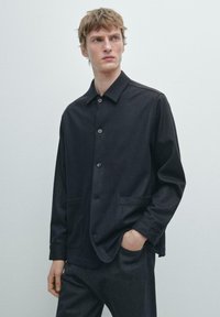 Massimo Dutti OVERSHIRT WITH POCKETS  - Leichte Jacke - dark blue